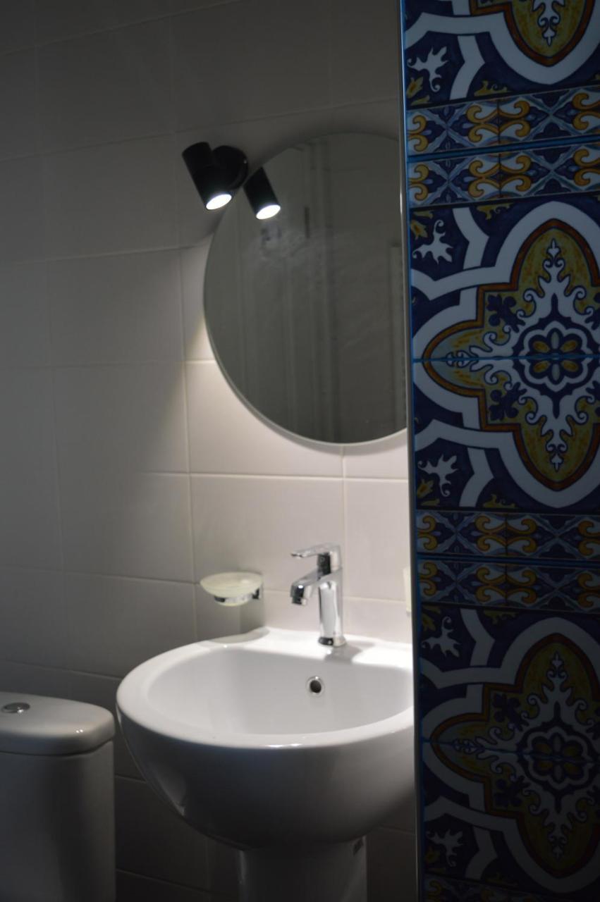 Woodmood Hostel Tbilisi Ngoại thất bức ảnh